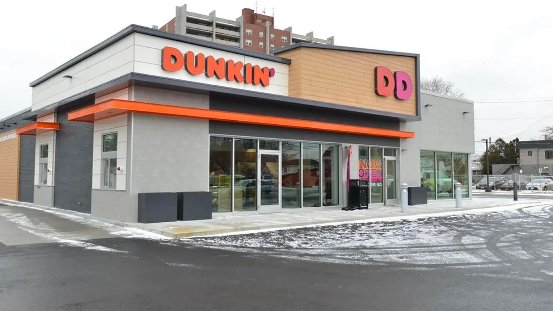   Image of a dunkin donuts outlet