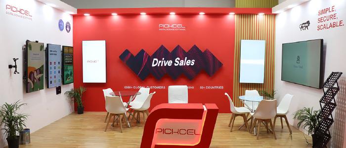 Boost Trade Show Engagement with Smart Digital Signage