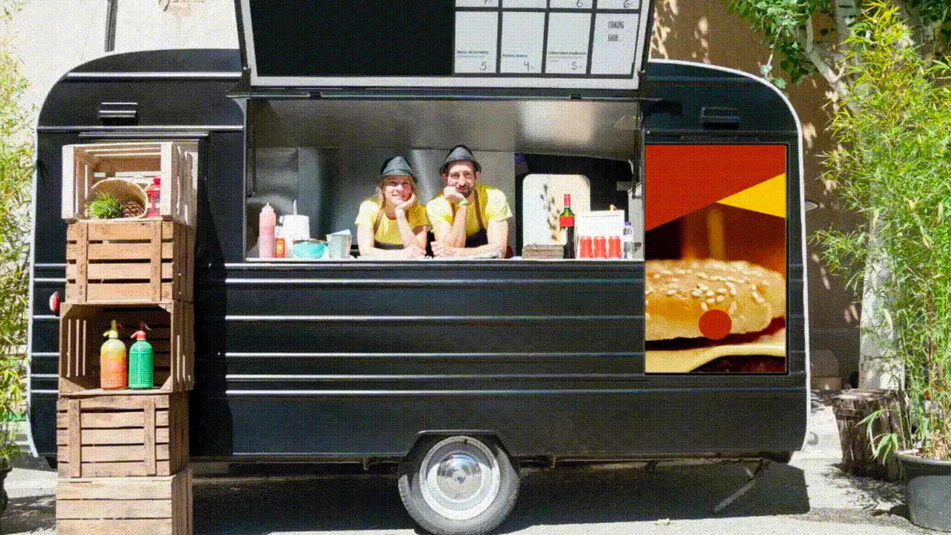  Food truck offering heakthy food options