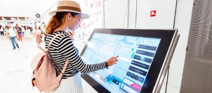 Transforming Offline Marketing Trends with 'User First' approach of Interactive digital signage 