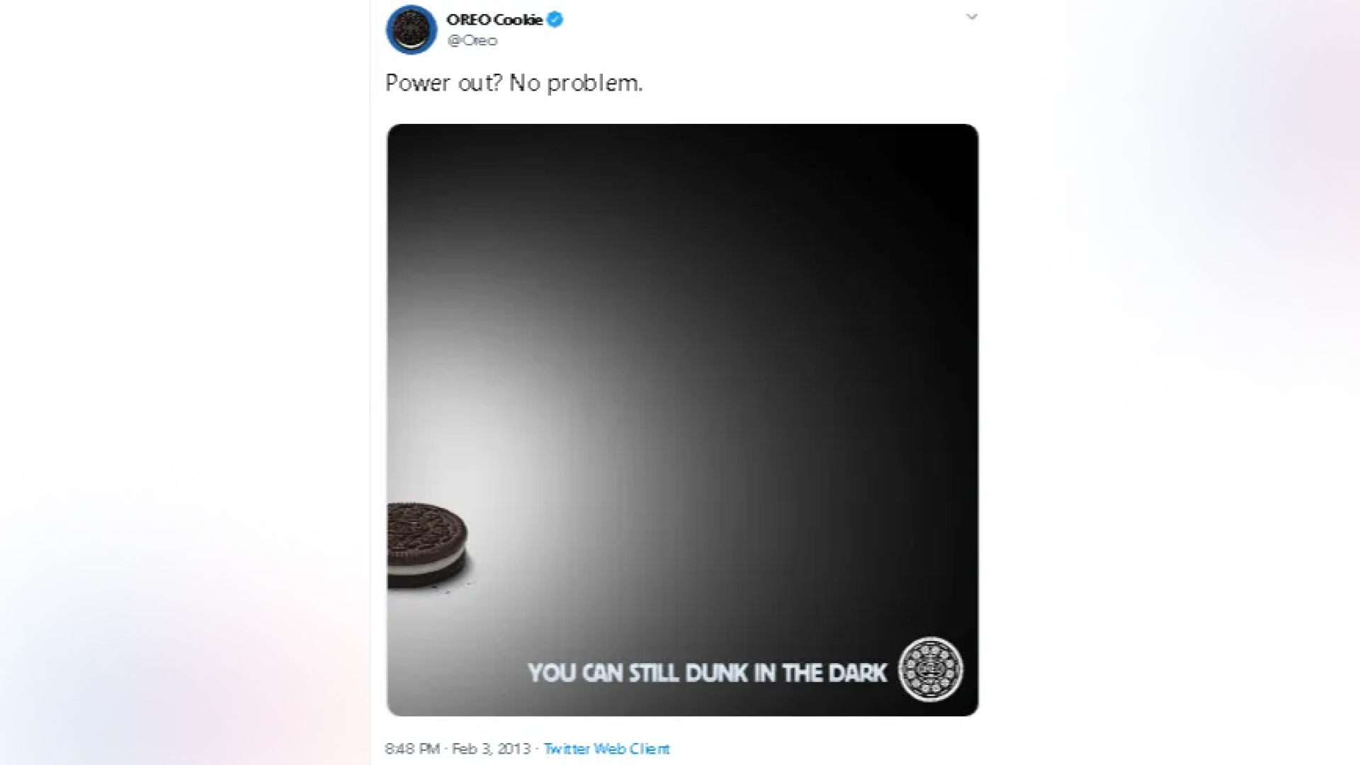 Image of Oreo's twitter post during 2013 Super Bowl balckout.