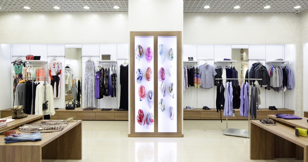 Retail Visual Merchandising Trends Examples with Images 